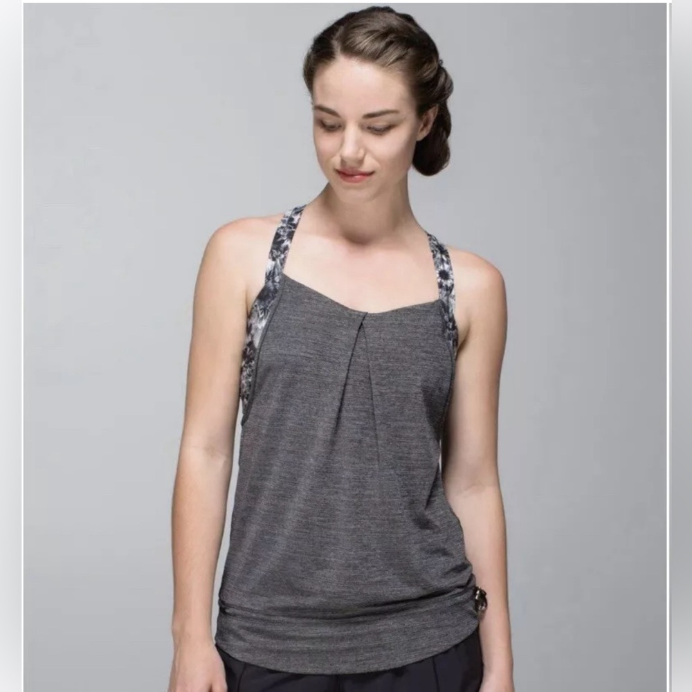 Lululemon Rest Less Tank Heathered Black / Flowabunga Black Angel Wing size 6